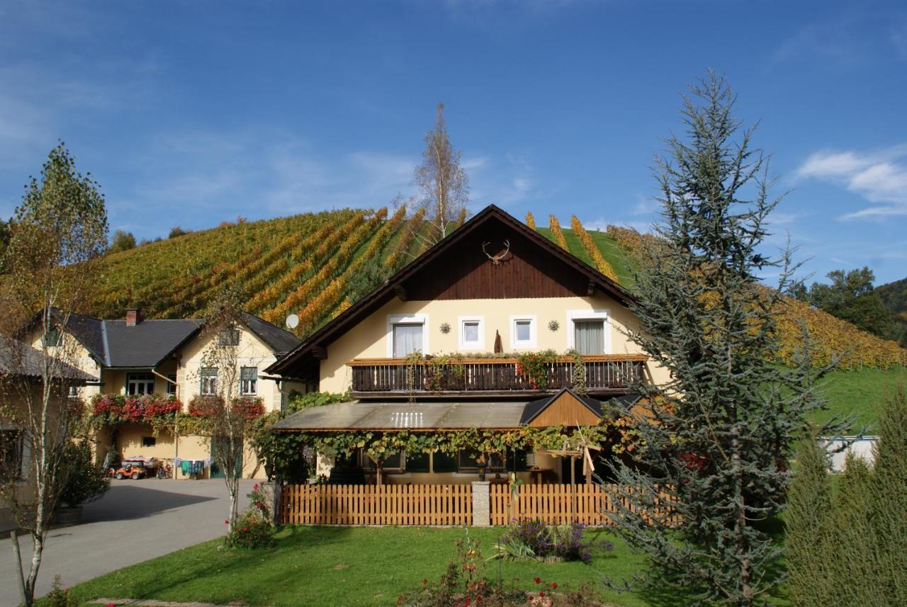 Weingut Lieschnegg Hotel Leutschach Exterior photo